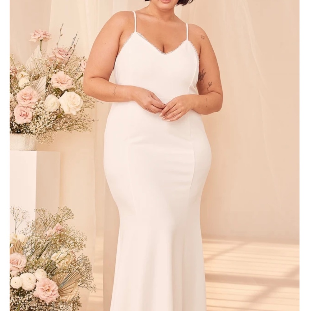 NWT Lulu's Dress White Taliana Lace Button Back Maxi Wedding Dress